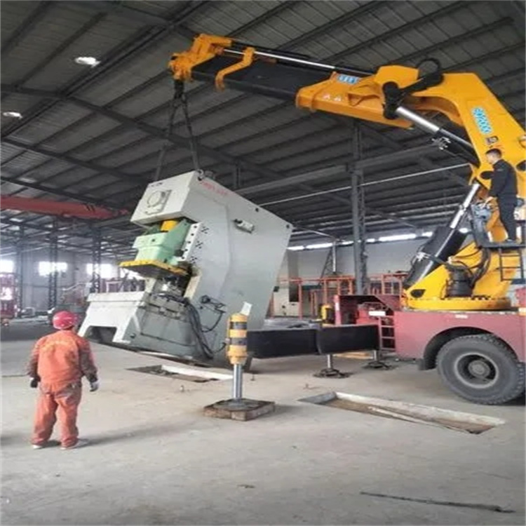 珙县租专业吊车报价,折臂吊车出租