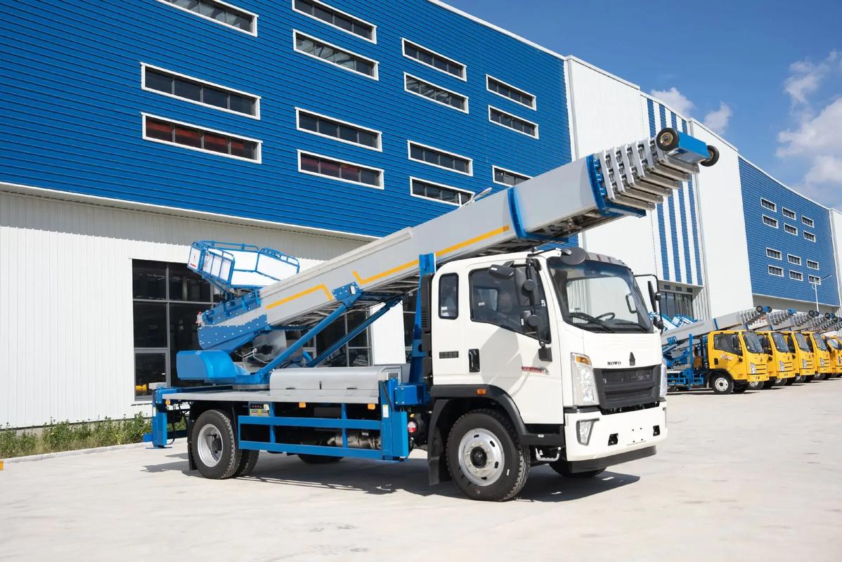 珙县出租云梯车高空作业车 建筑垃圾搬运