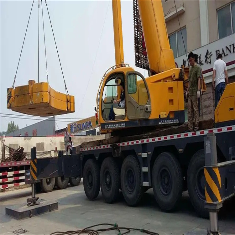 珙县吊车怎么吊玻璃